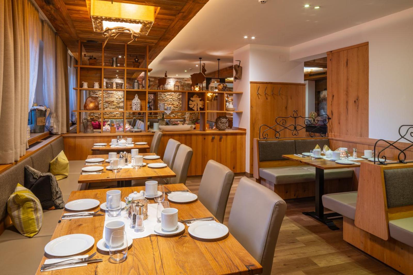 Wander- Und Wellnesshotel Kanzler Bad Mitterndorf Exterior photo